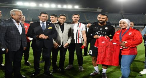 ممر شرفي في حضور صلاح.. منتخب مصر يُكرم أبطال أولمبياد باريس 2024 (صور)